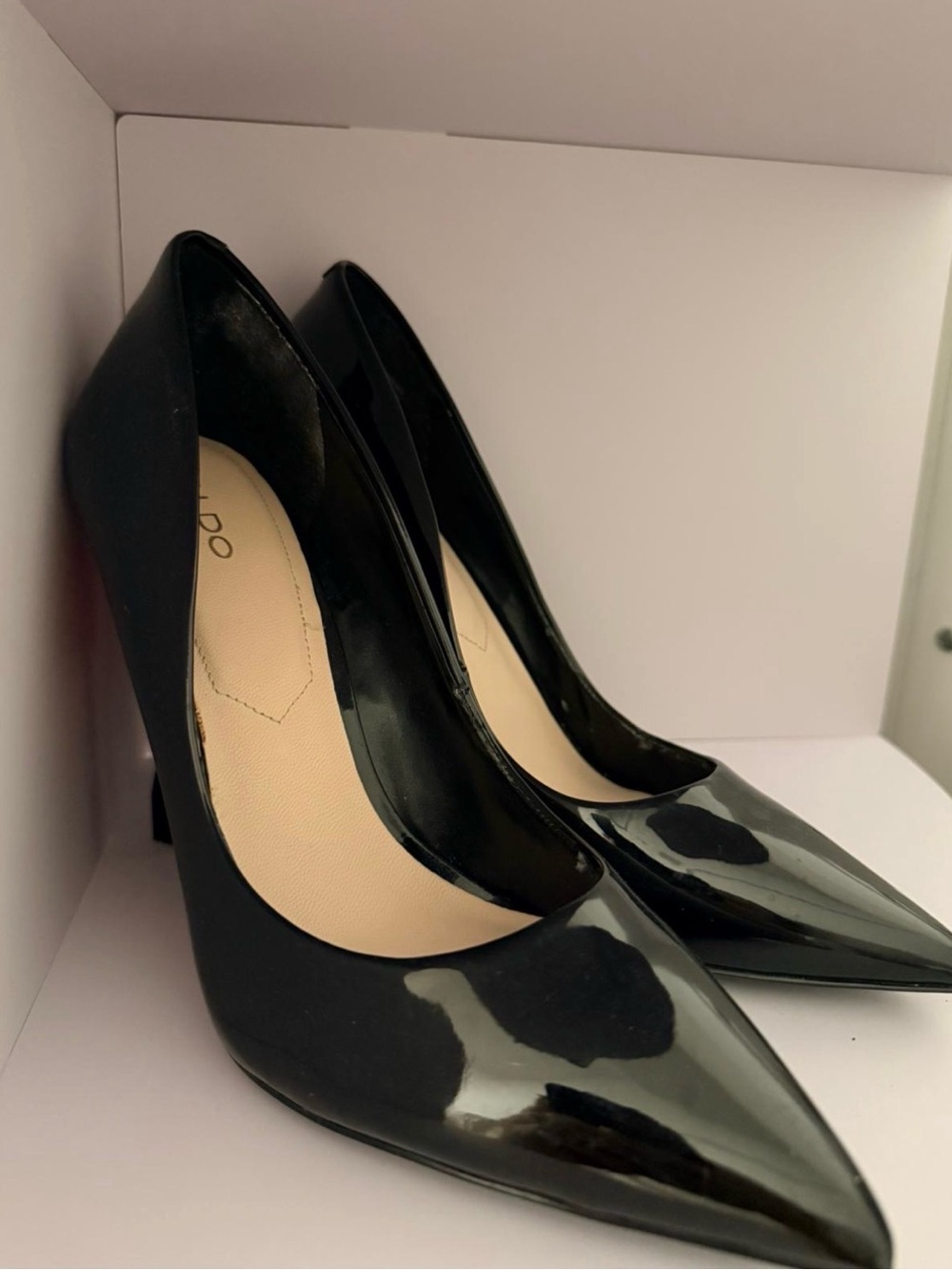 Aldo Black Patent Pointed Pumps with Red Heart Heel Accent - Picture 2 of 2